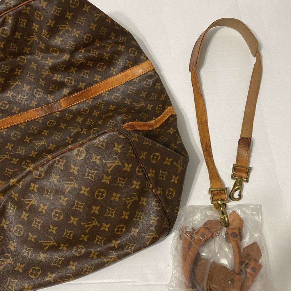 Louis Vuitton Duffle bag size 55 - Picture 9 of 12